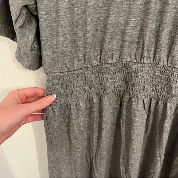 NWT White House Black Market Kimono Sleeve Comfort Waist Dress Metallic Silver - Picture 6 of 7